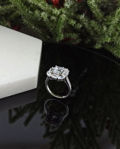 925 Ayar Zirkon Taşlı Gümüş Yüzük