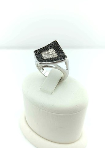 925 Ayar Zirkon Taşlı Gümüş Yüzük