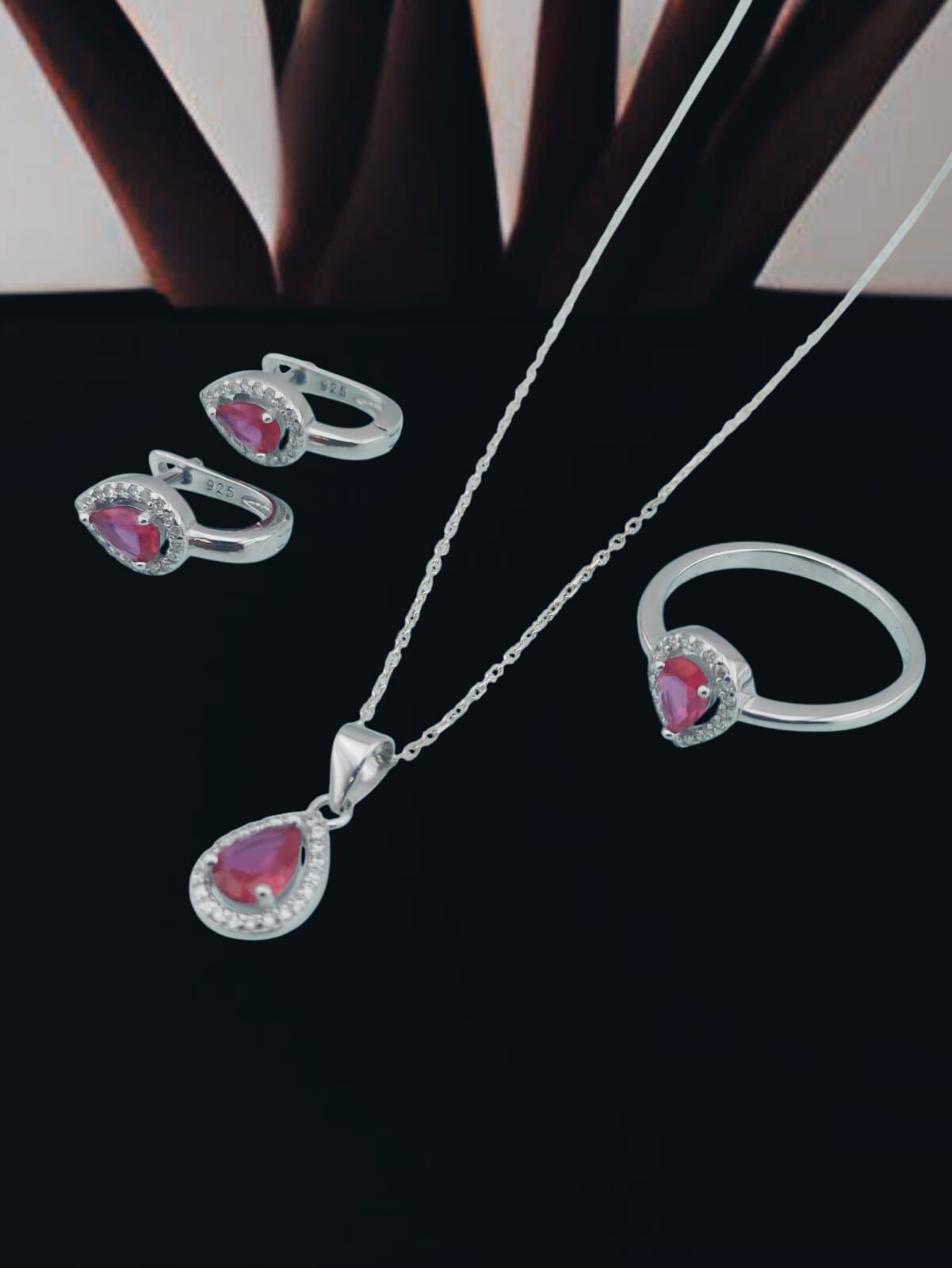 925 Ayar Zirkon Taşlı Gümüş Set