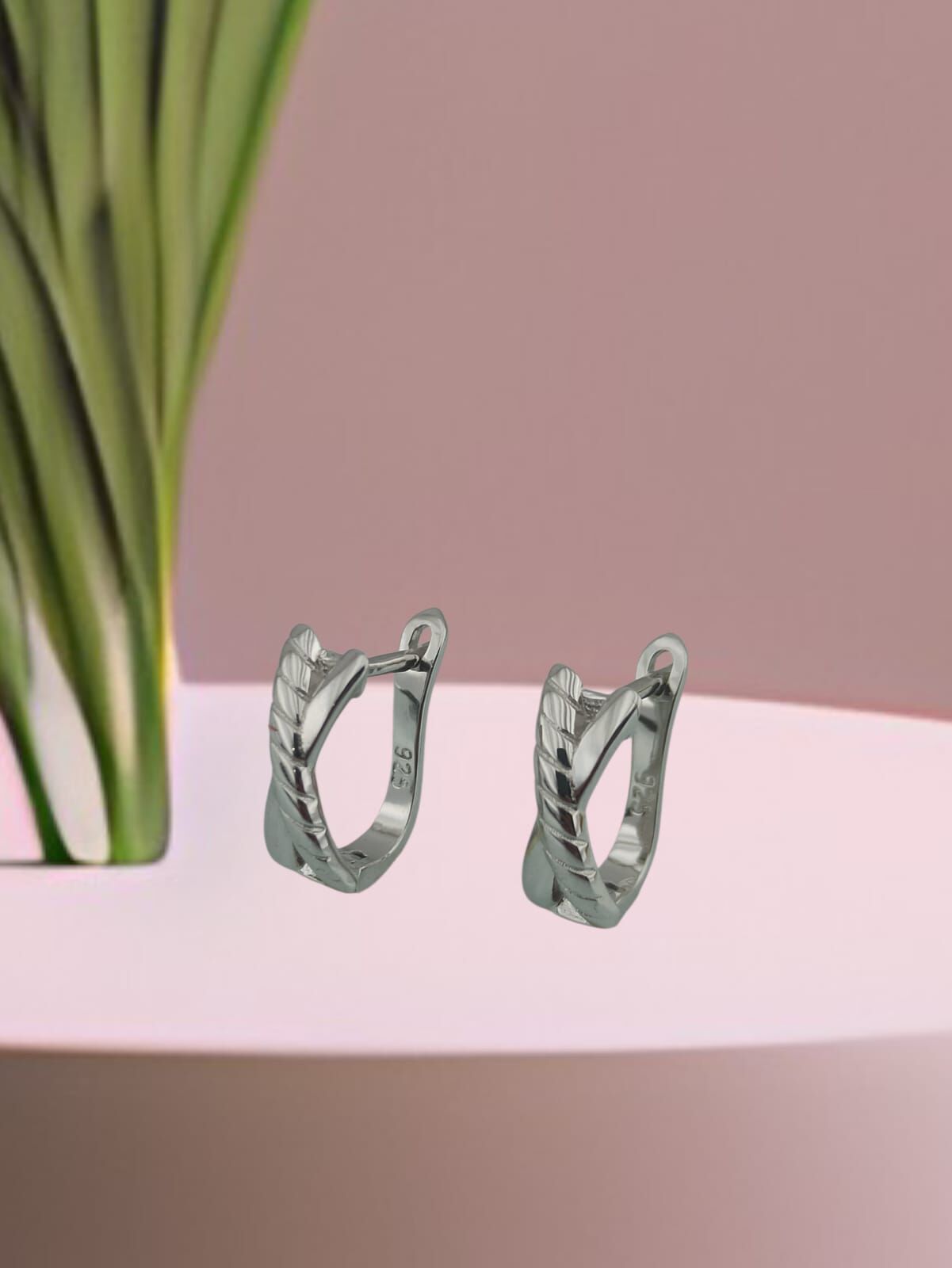 925 Ayar Gümüş Küpe