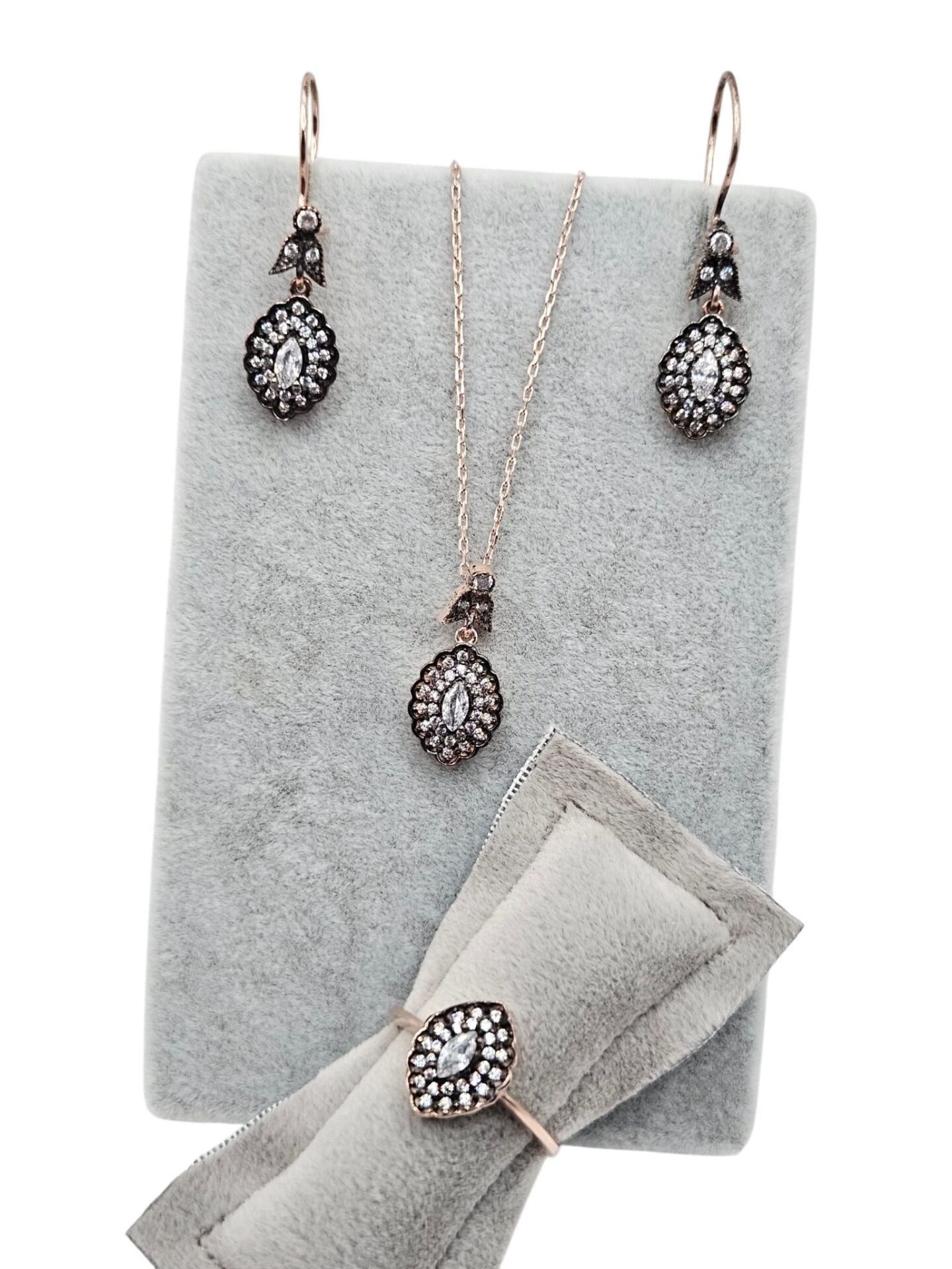 925 Ayar zirkon taşlı markiz model gümüş set