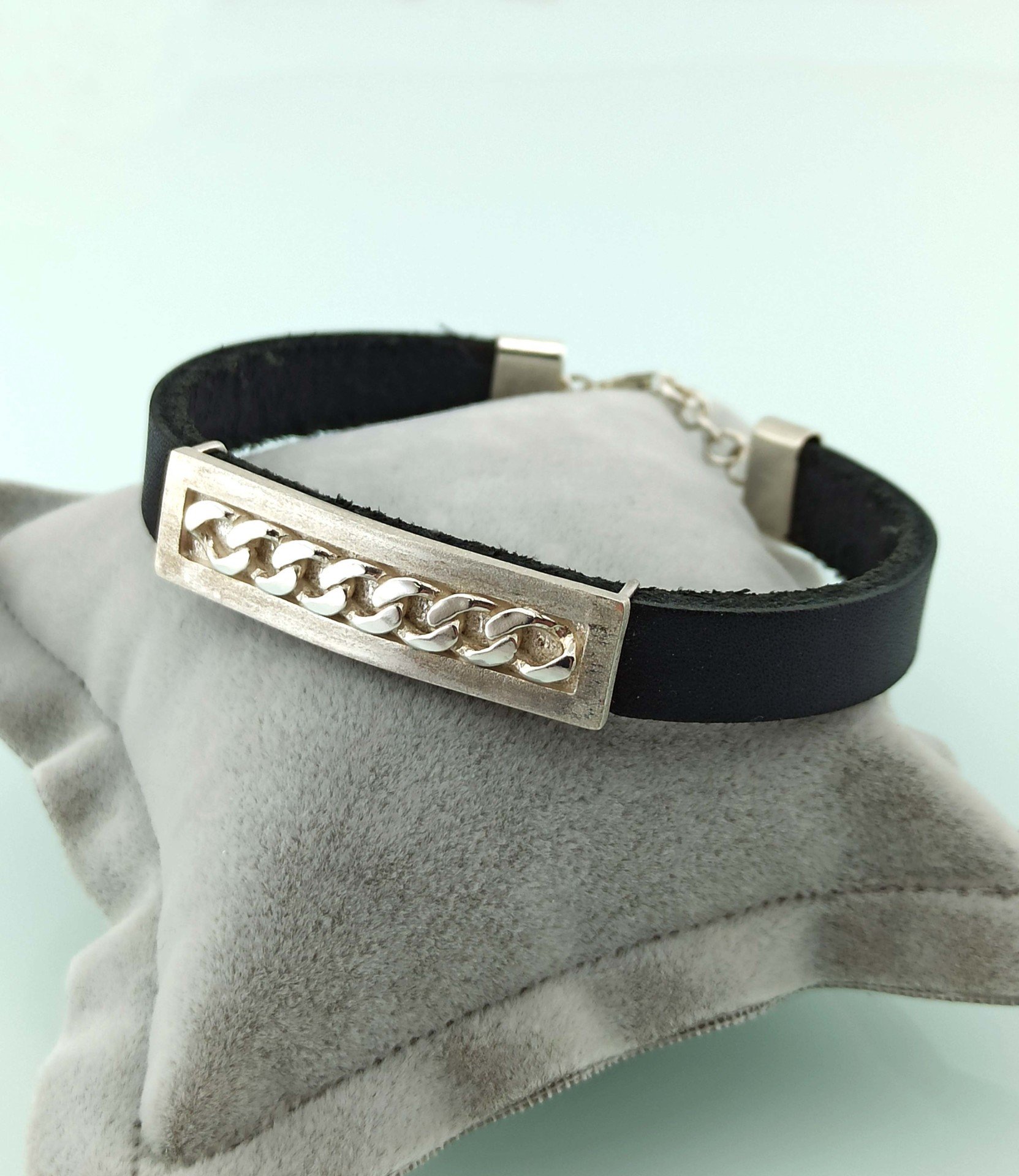 925 Ayar Gümüş & Deri Bileklik