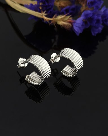 925 Ayar Gümüş Küpe