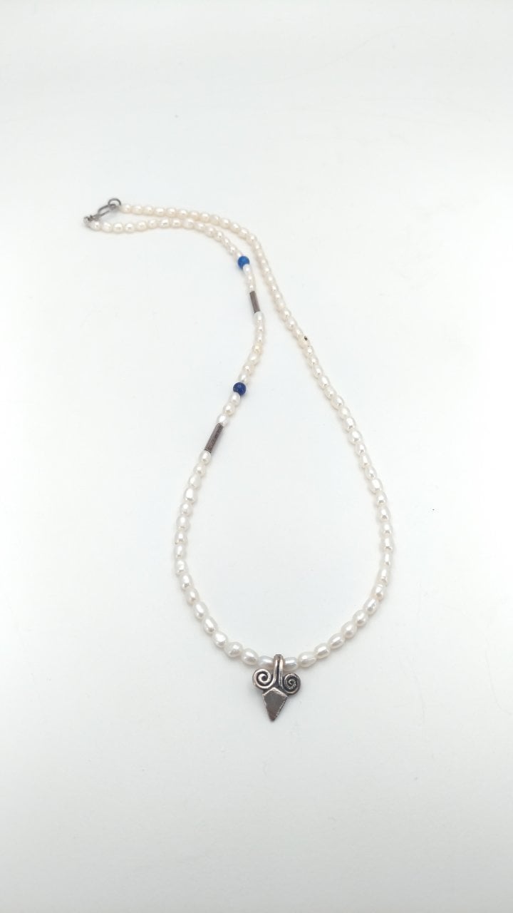 Adorno Doğal İnci Kolye