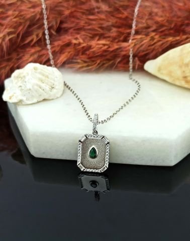 925 Ayar Zirkon Taşlı Gümüş Kolye