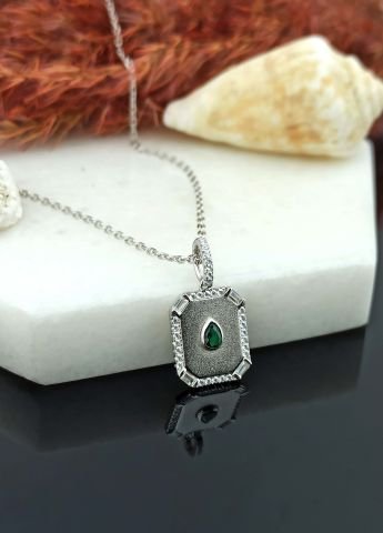 925 Ayar Zirkon Taşlı Gümüş Kolye