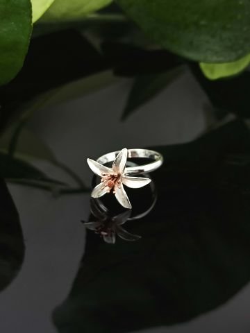925 Ayar Mat Portakal Çiçeği Gümüş Yüzük